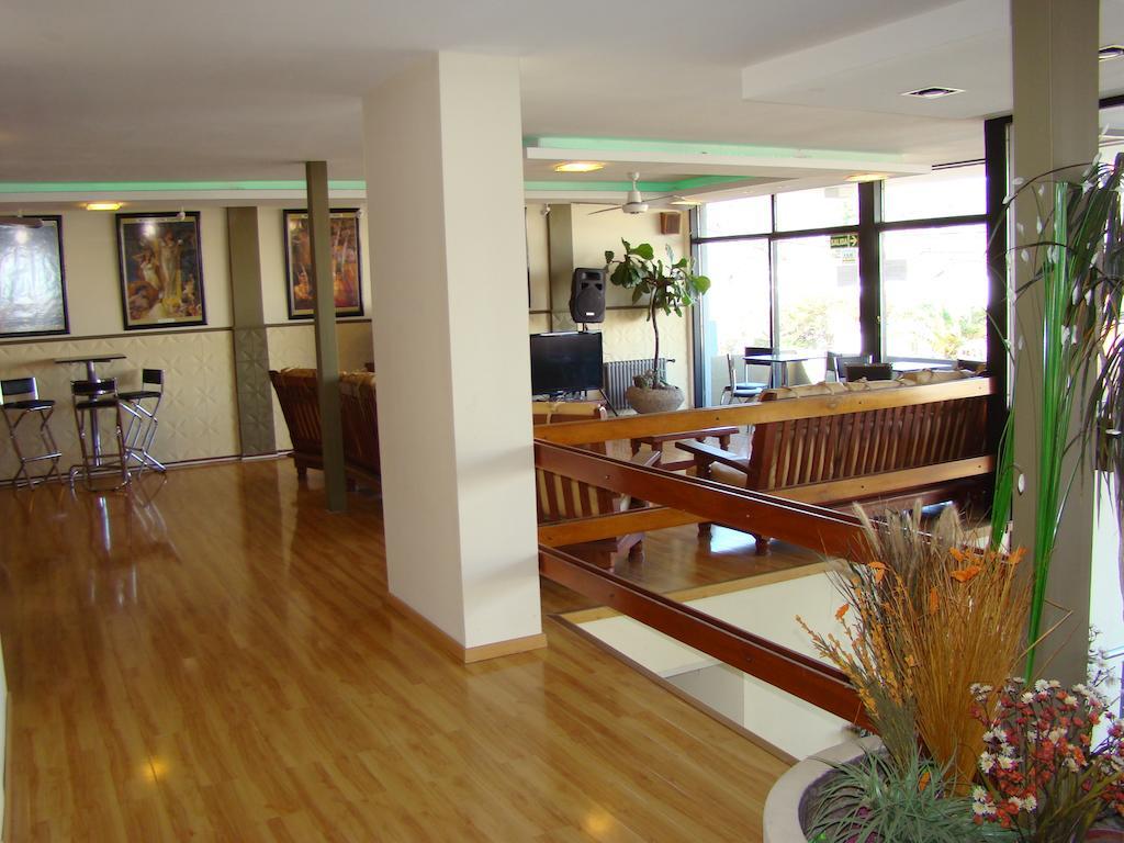 Hotel Temu Villa Carlos Paz Extérieur photo